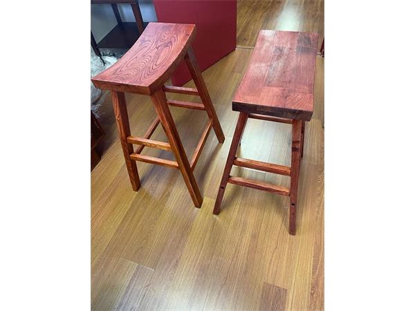 ~/upload/Lots/45646/nyc5ggpvu7sta/LOT 29 THE GRAIG BAR AND COUNTER CHAIR_t600x450.jpg